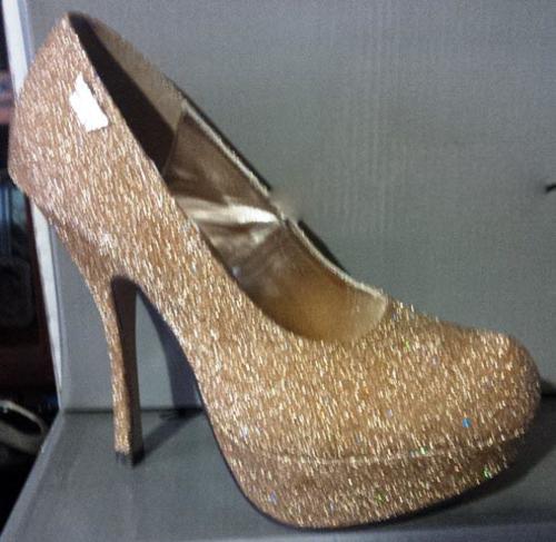 ... boy gold glitter heel shoes size 8 - FREE POSTAGE IN SOUTH AFRICA